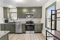 17 Wheelden Heights, Hampden, ME 04444