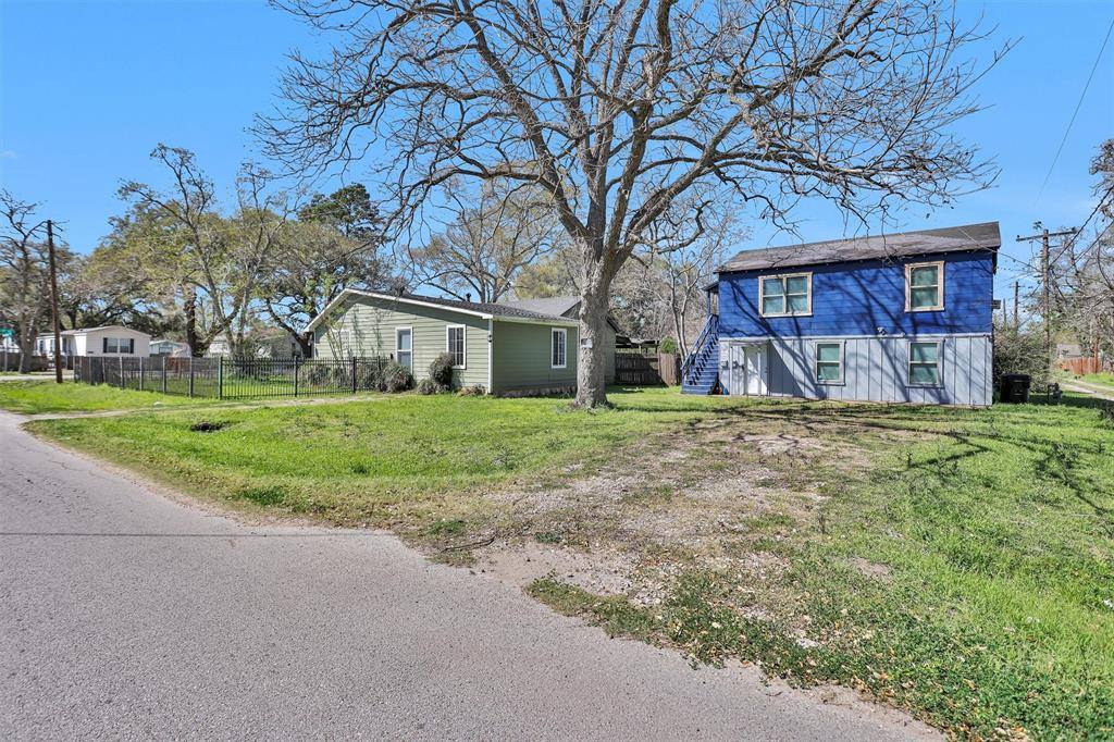 1747 5th Street, Rosenberg, TX 77471