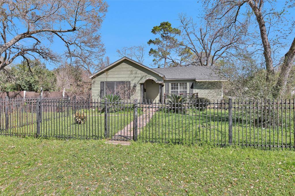 1747 5th Street, Rosenberg, TX 77471