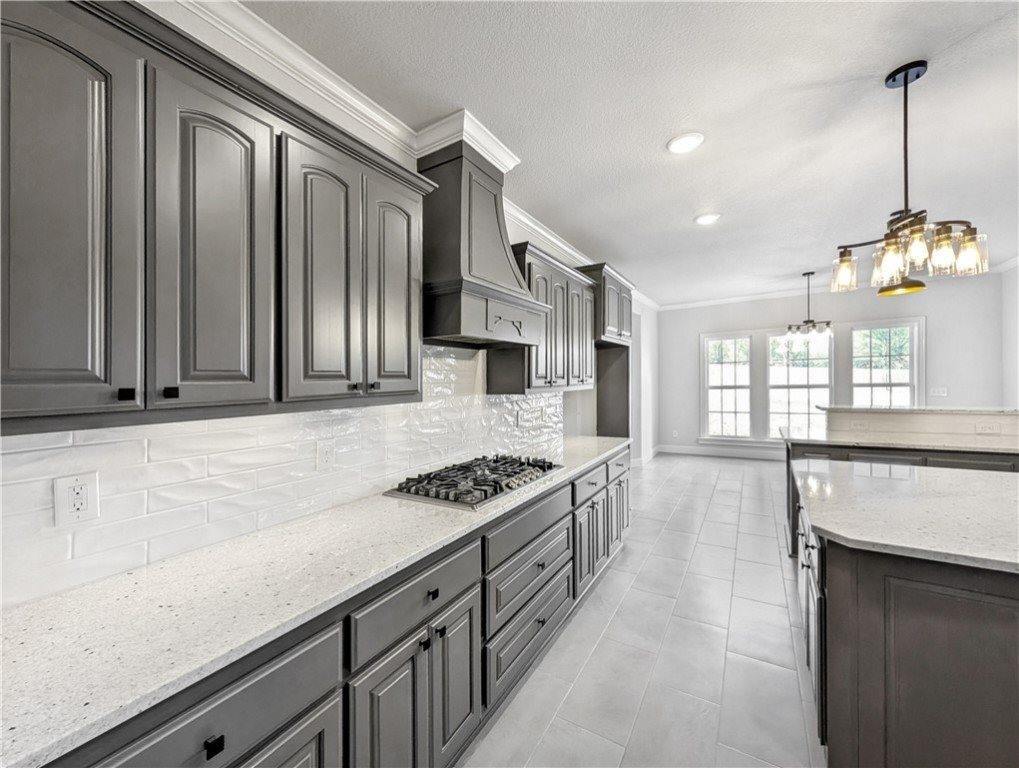 294 Arlington Way, Tontitown, AR 72762