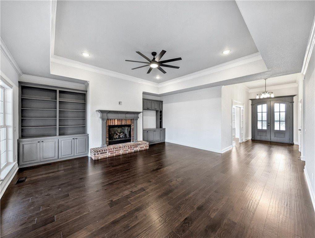 294 Arlington Way, Tontitown, AR 72762