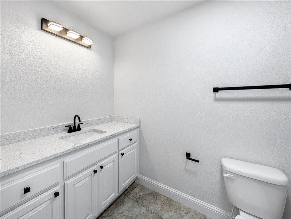 294 Arlington Way, Tontitown, AR 72762