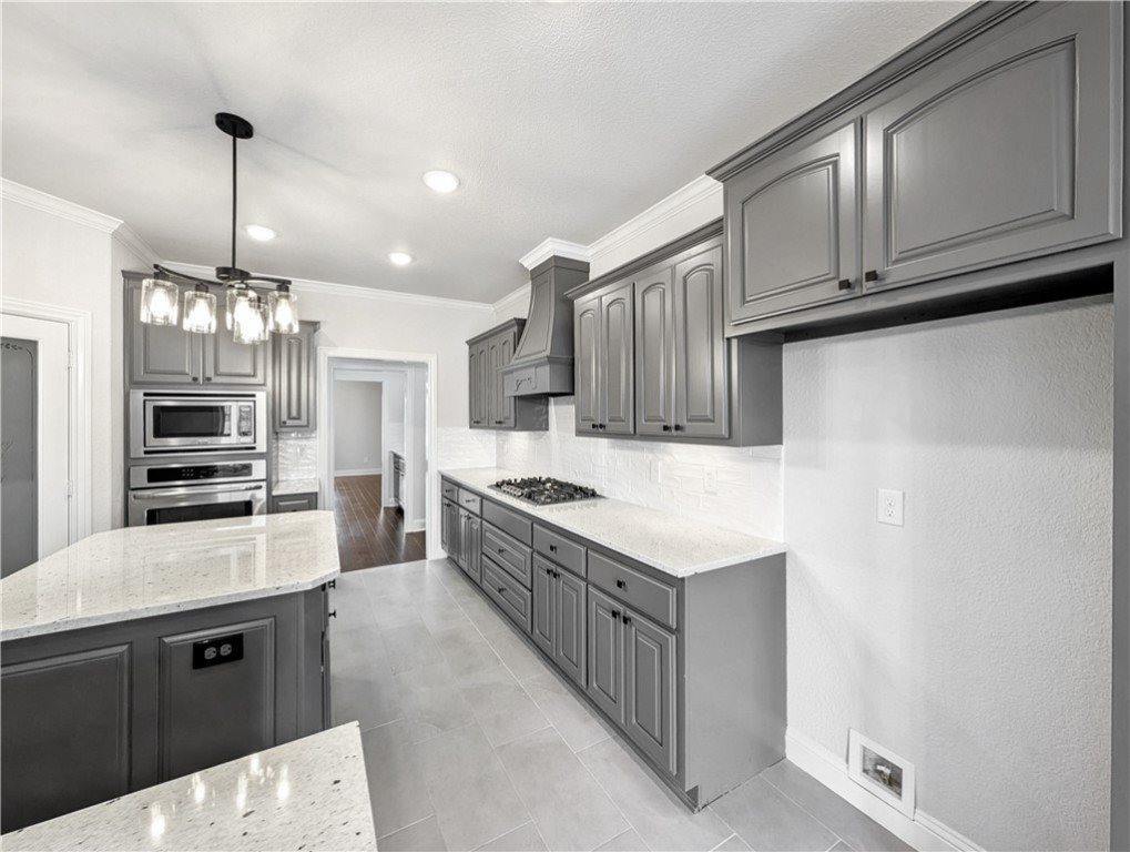 294 Arlington Way, Tontitown, AR 72762
