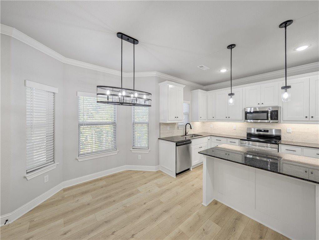 58 Carrick Drive, Bella Vista, AR 72715