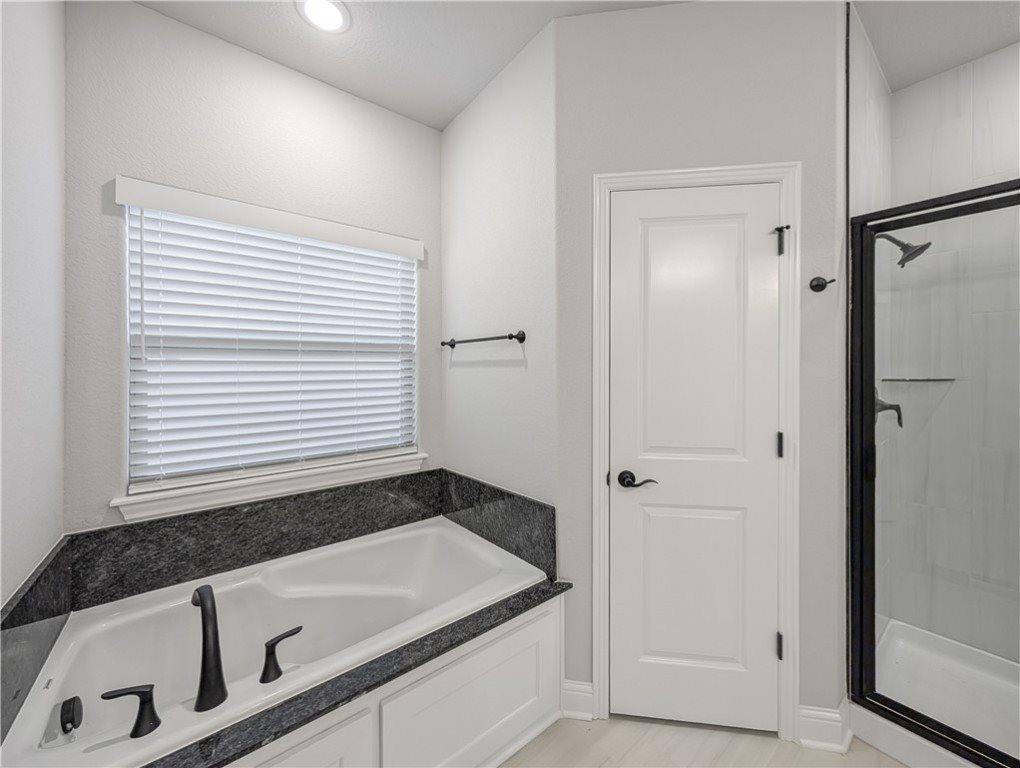 58 Carrick Drive, Bella Vista, AR 72715