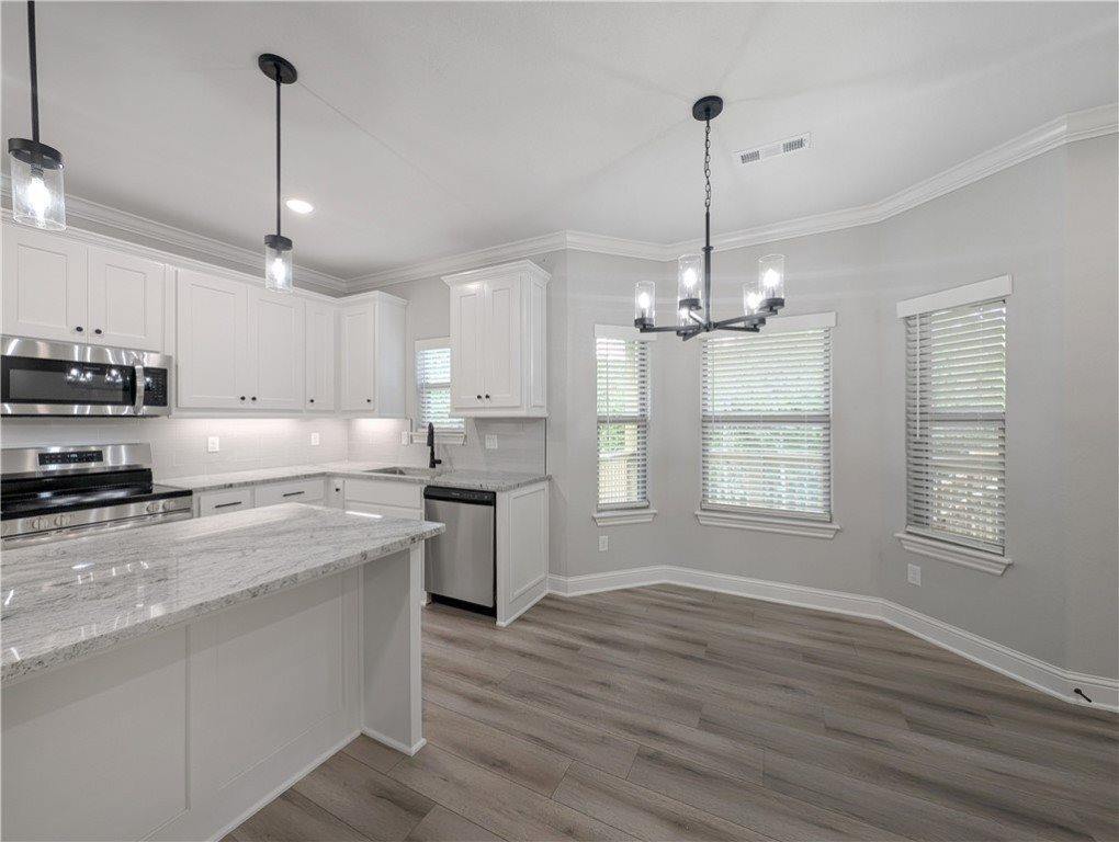 87 Salen Drive, Bella Vista, AR 72715