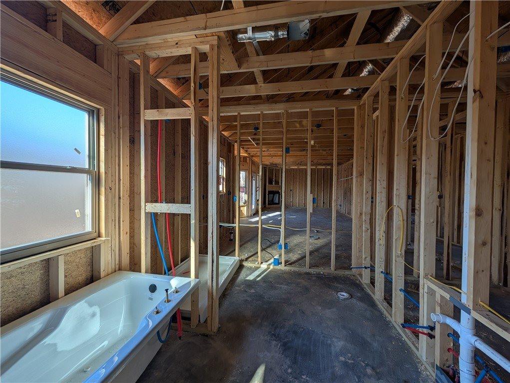 87 Salen Drive, Bella Vista, AR 72715
