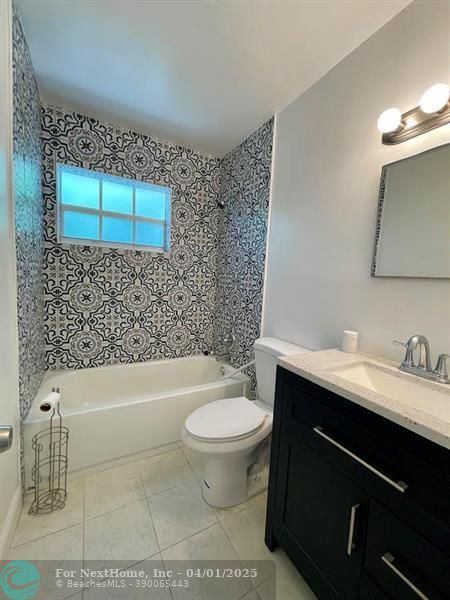 586 NE 35th St 1, #1, Oakland Park, FL 33334