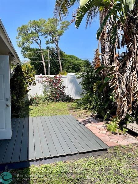 586 NE 35th St 1, #1, Oakland Park, FL 33334