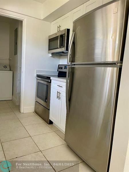 586 NE 35th St 1, #1, Oakland Park, FL 33334