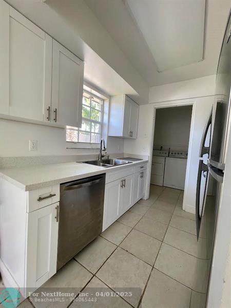 586 NE 35th St 1, #1, Oakland Park, FL 33334