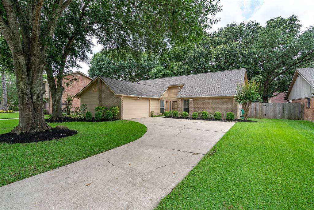 15311 Windy Cove Drive, Houston, TX 77095