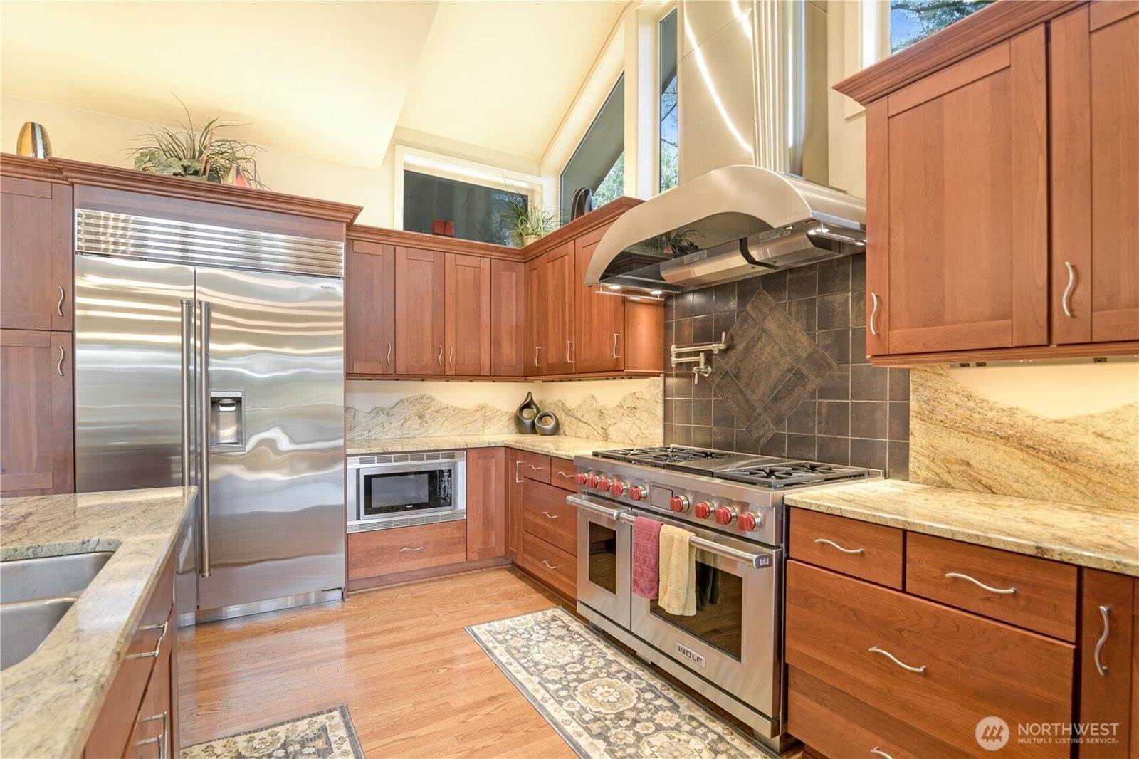 1916 Lakewood Drive SE, Olympia, WA 98501