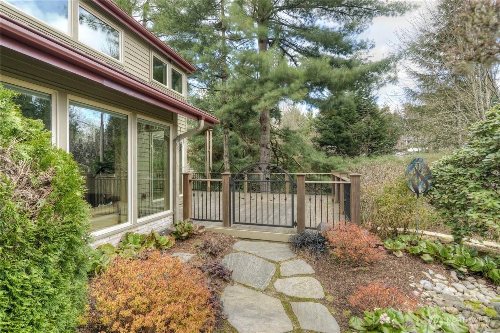 1916 Lakewood Drive SE, Olympia, WA 98501