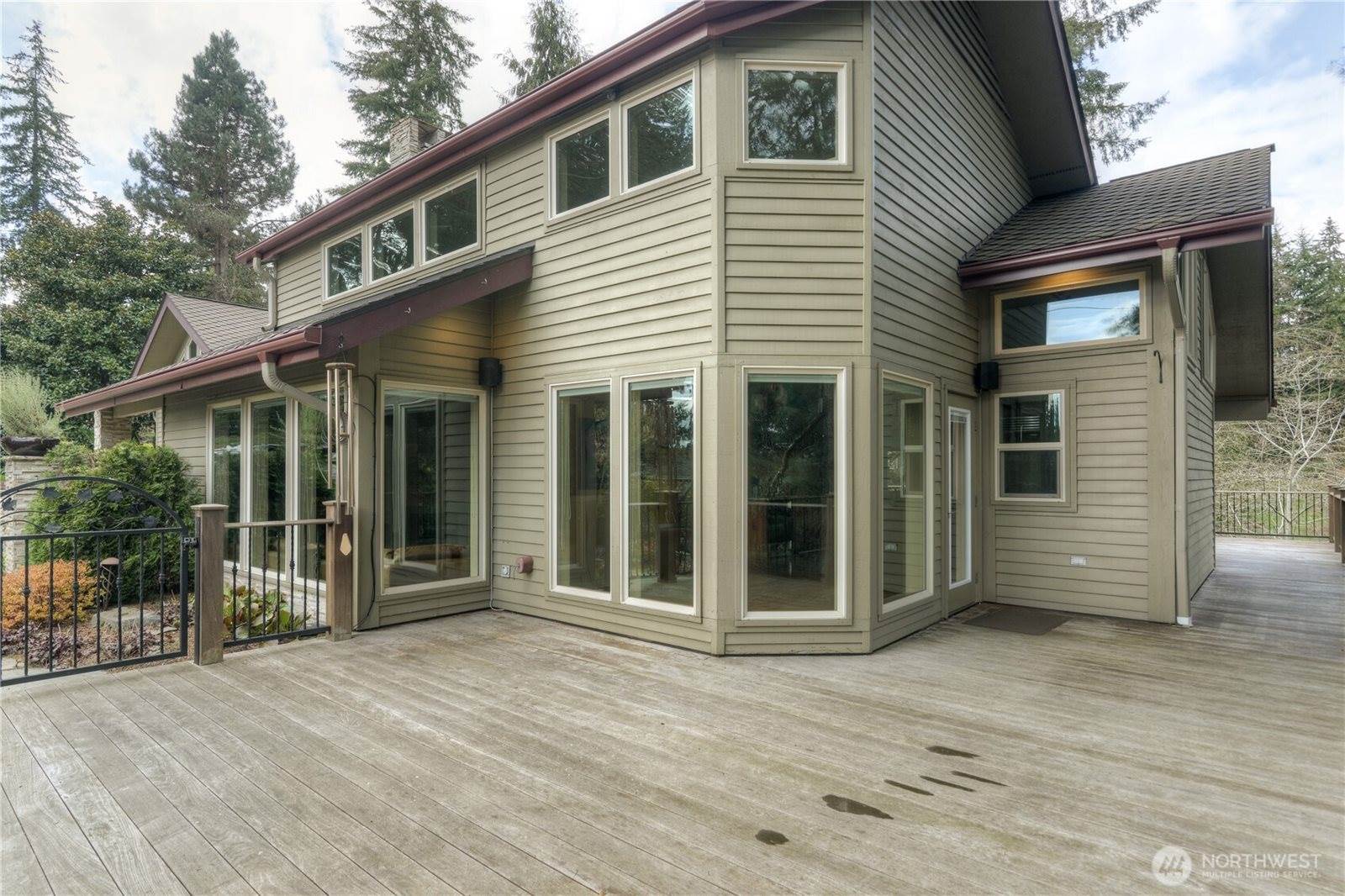 1916 Lakewood Drive SE, Olympia, WA 98501