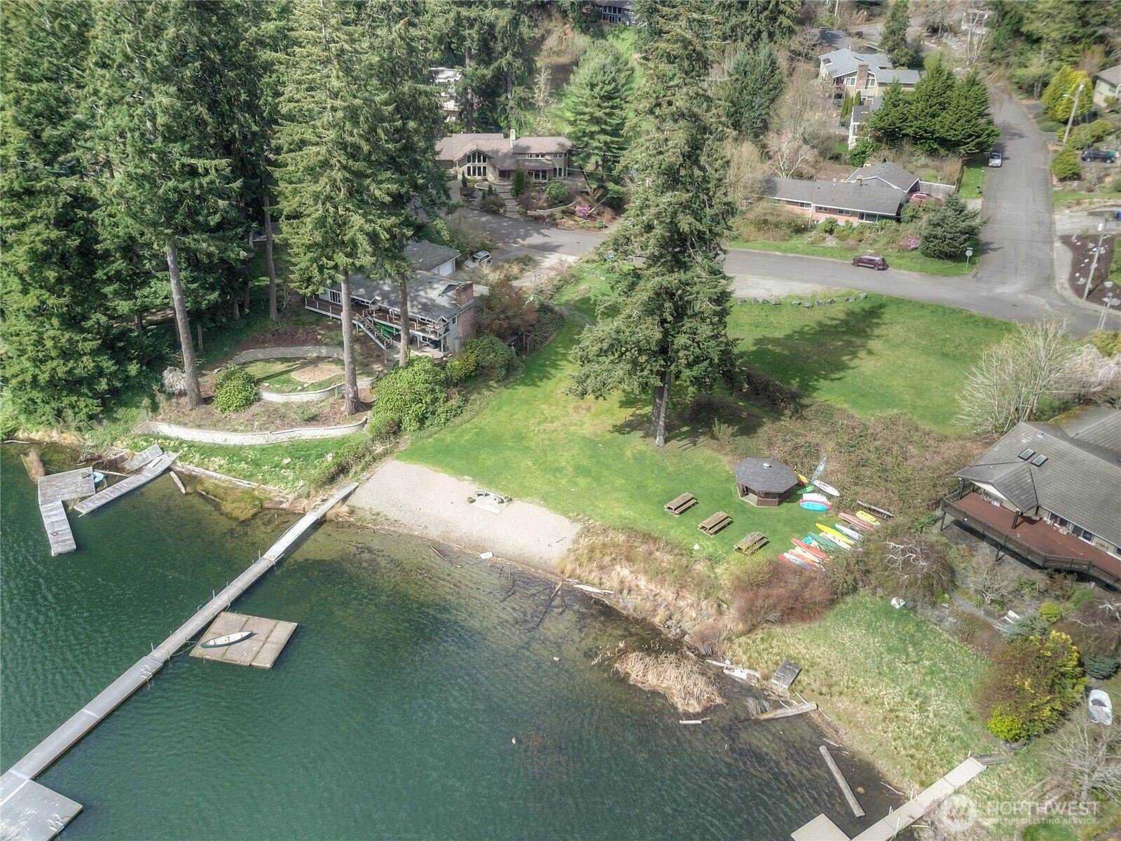1916 Lakewood Drive SE, Olympia, WA 98501