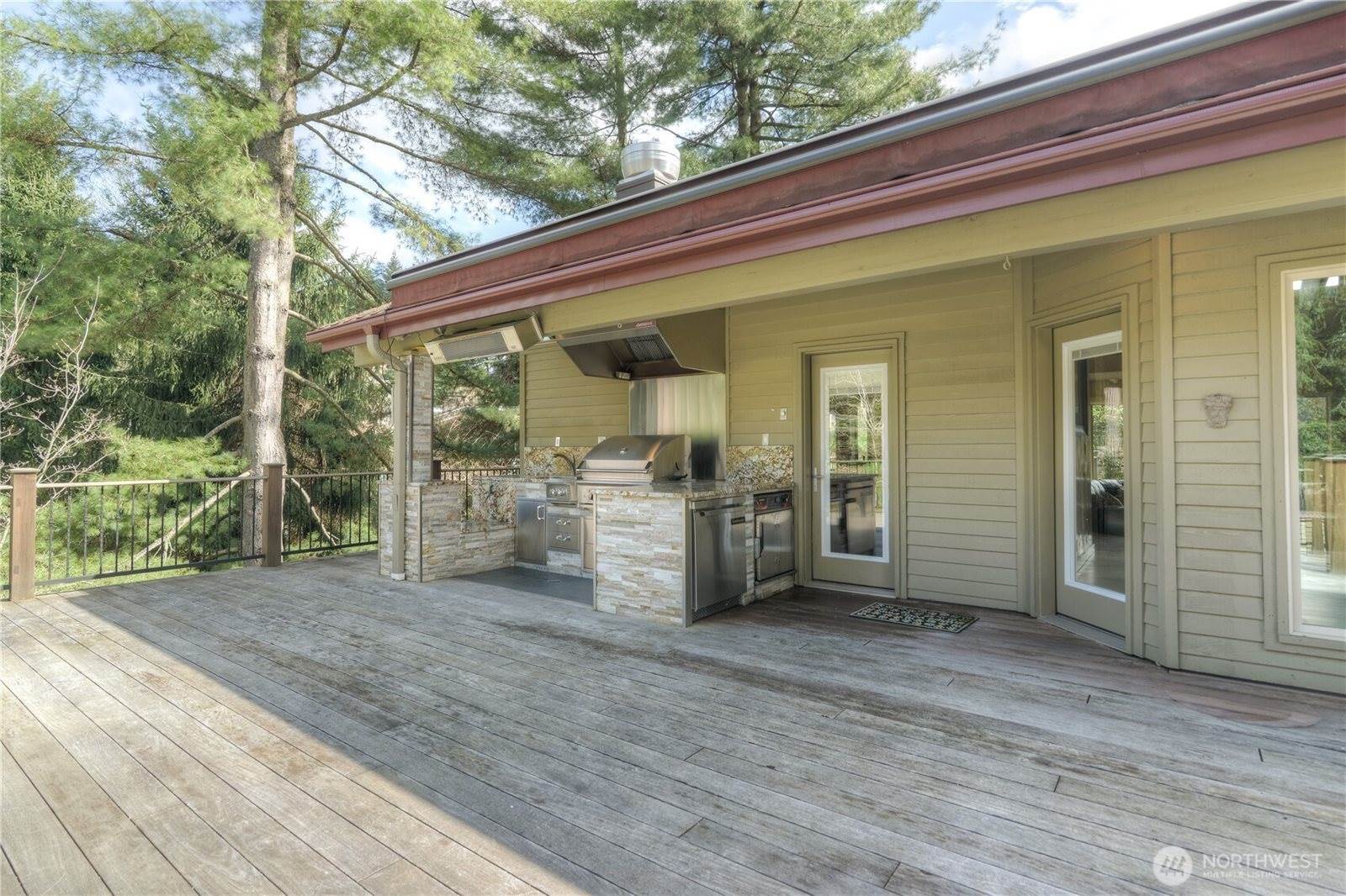 1916 Lakewood Drive SE, Olympia, WA 98501