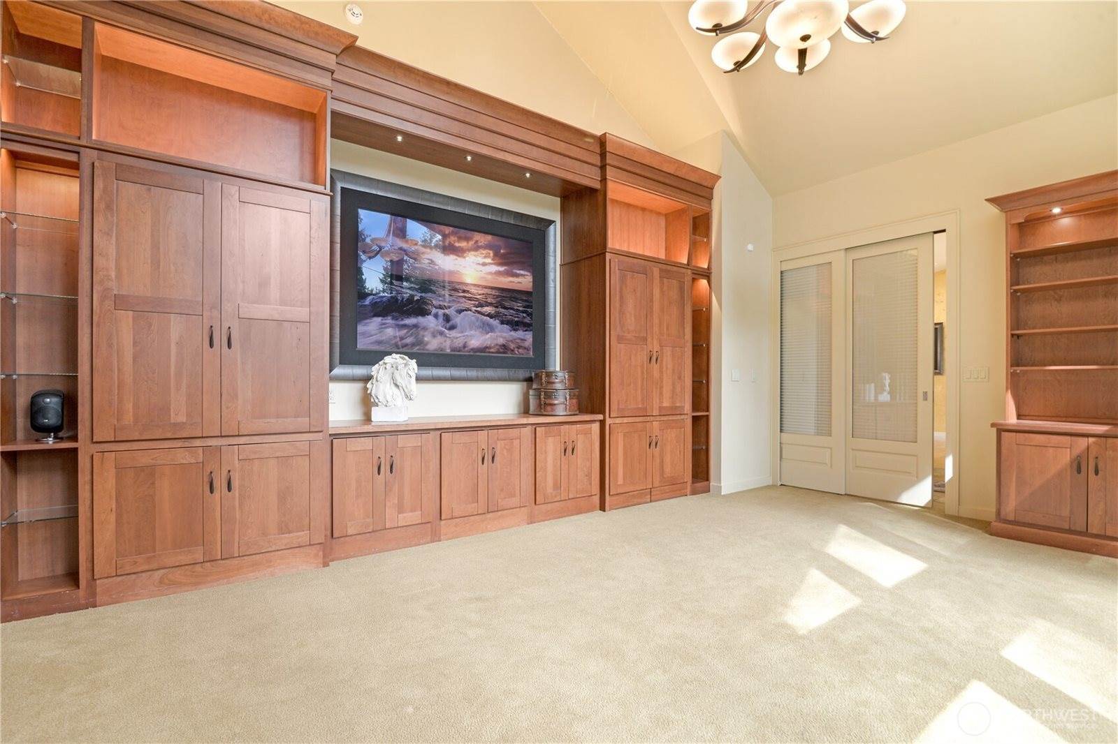 1916 Lakewood Drive SE, Olympia, WA 98501