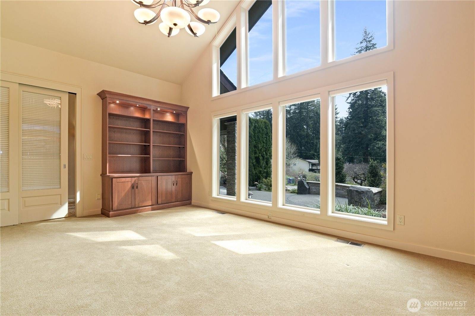 1916 Lakewood Drive SE, Olympia, WA 98501