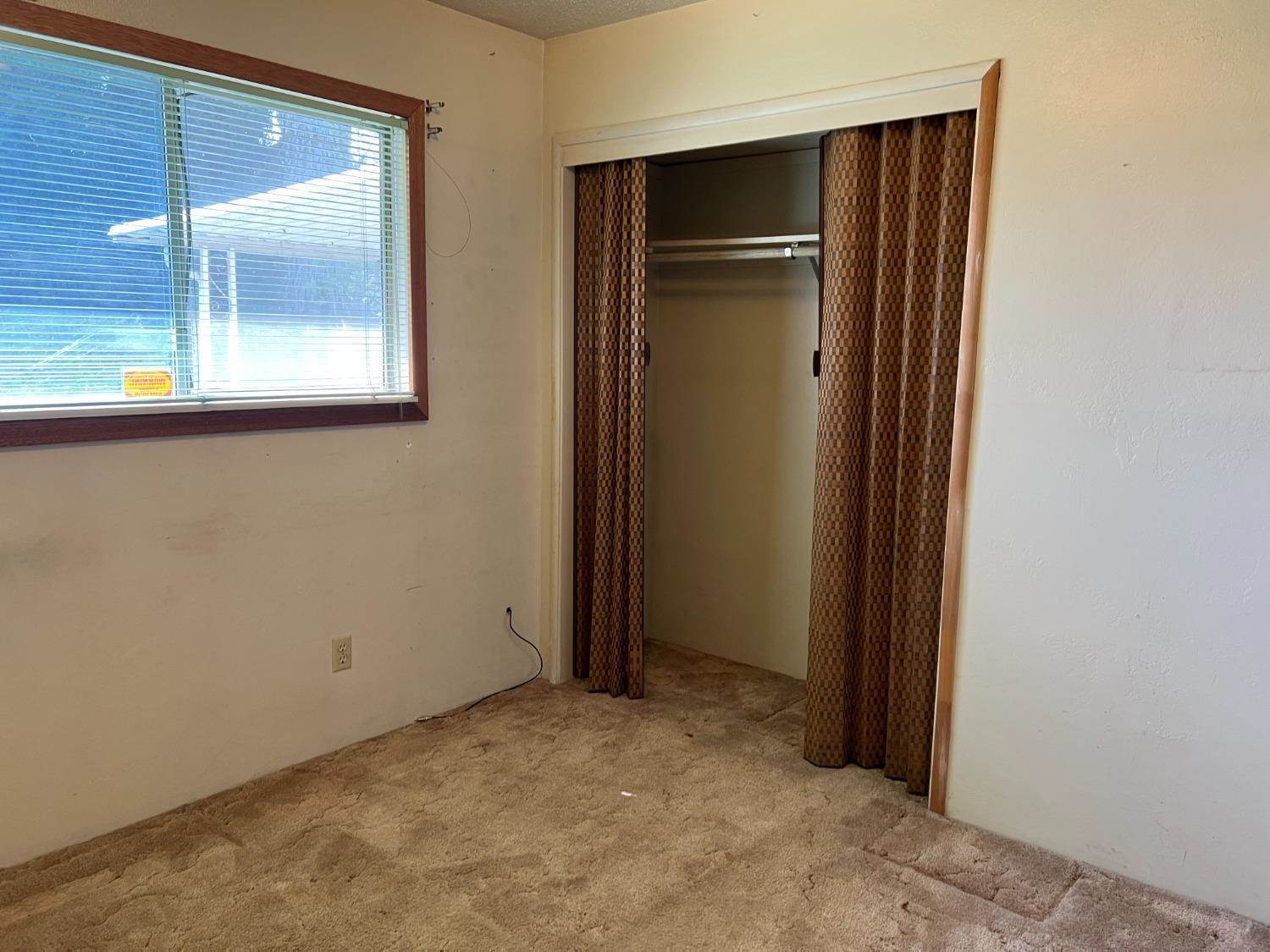 5908 Garden Avenue, Olivehurst, CA 95961