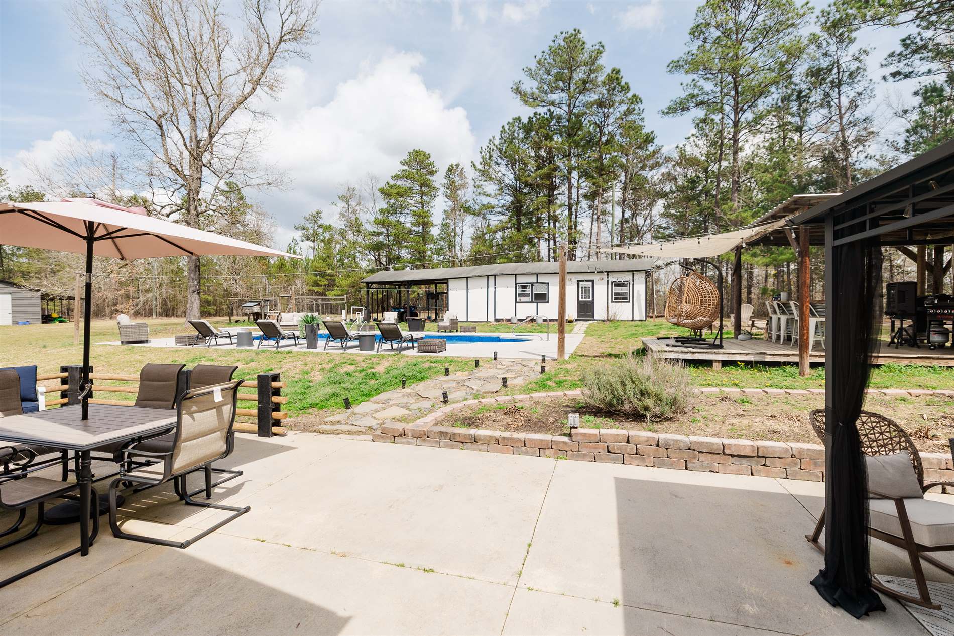 251 Pettigrew Rd NW, Milledgeville, GA 31061