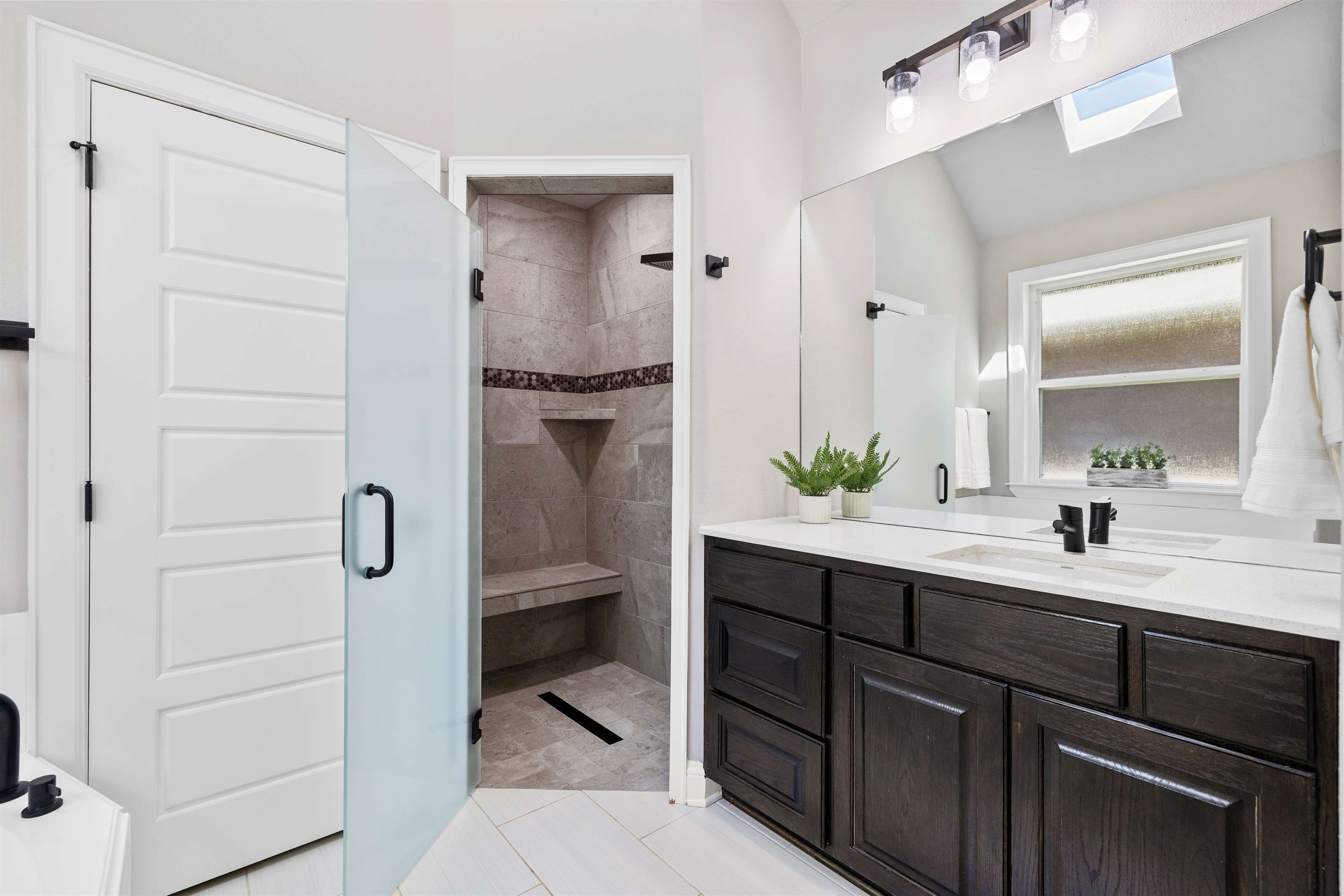 2242 Rana Park, Tyler, TX 75703