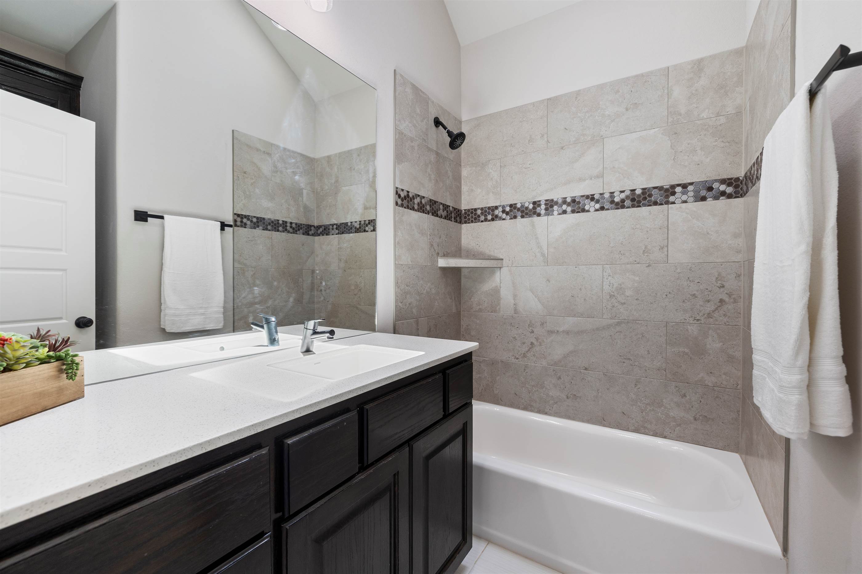 2242 Rana Park, Tyler, TX 75703