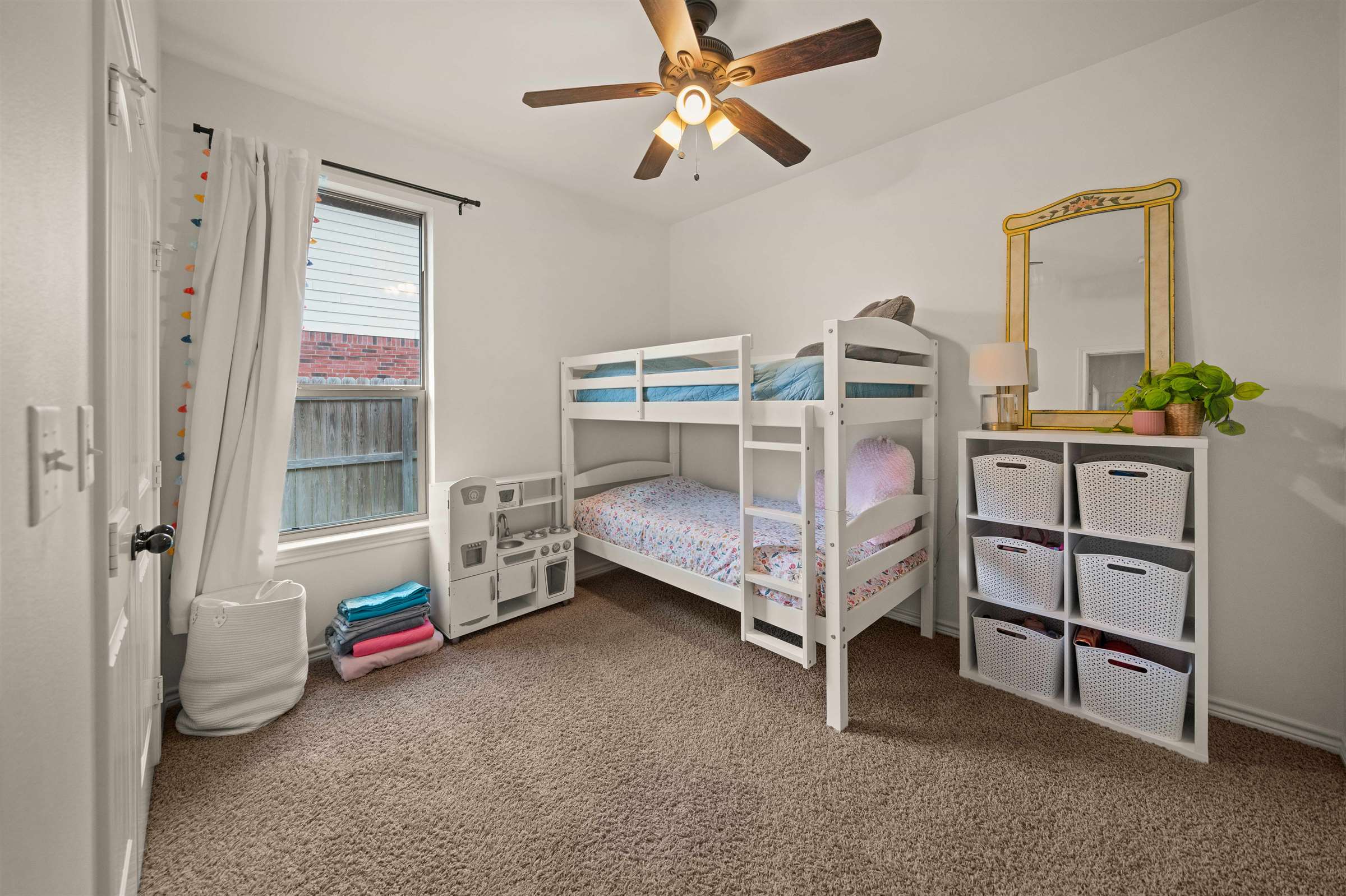 409 Harrell Dr., Chandler, TX 75758