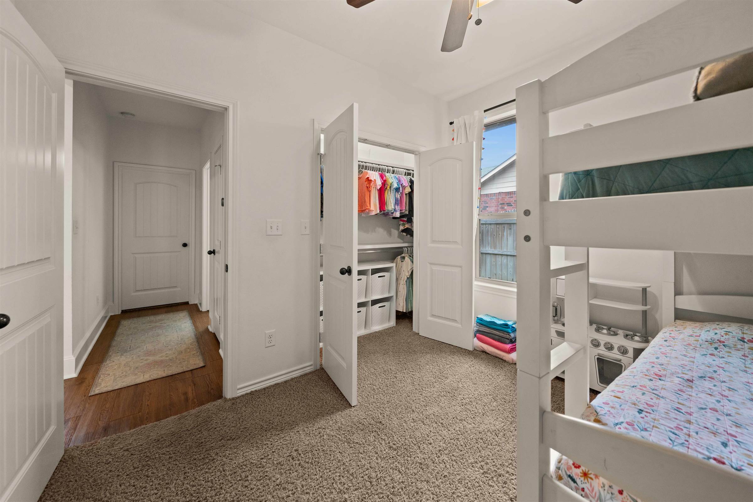 409 Harrell Dr., Chandler, TX 75758