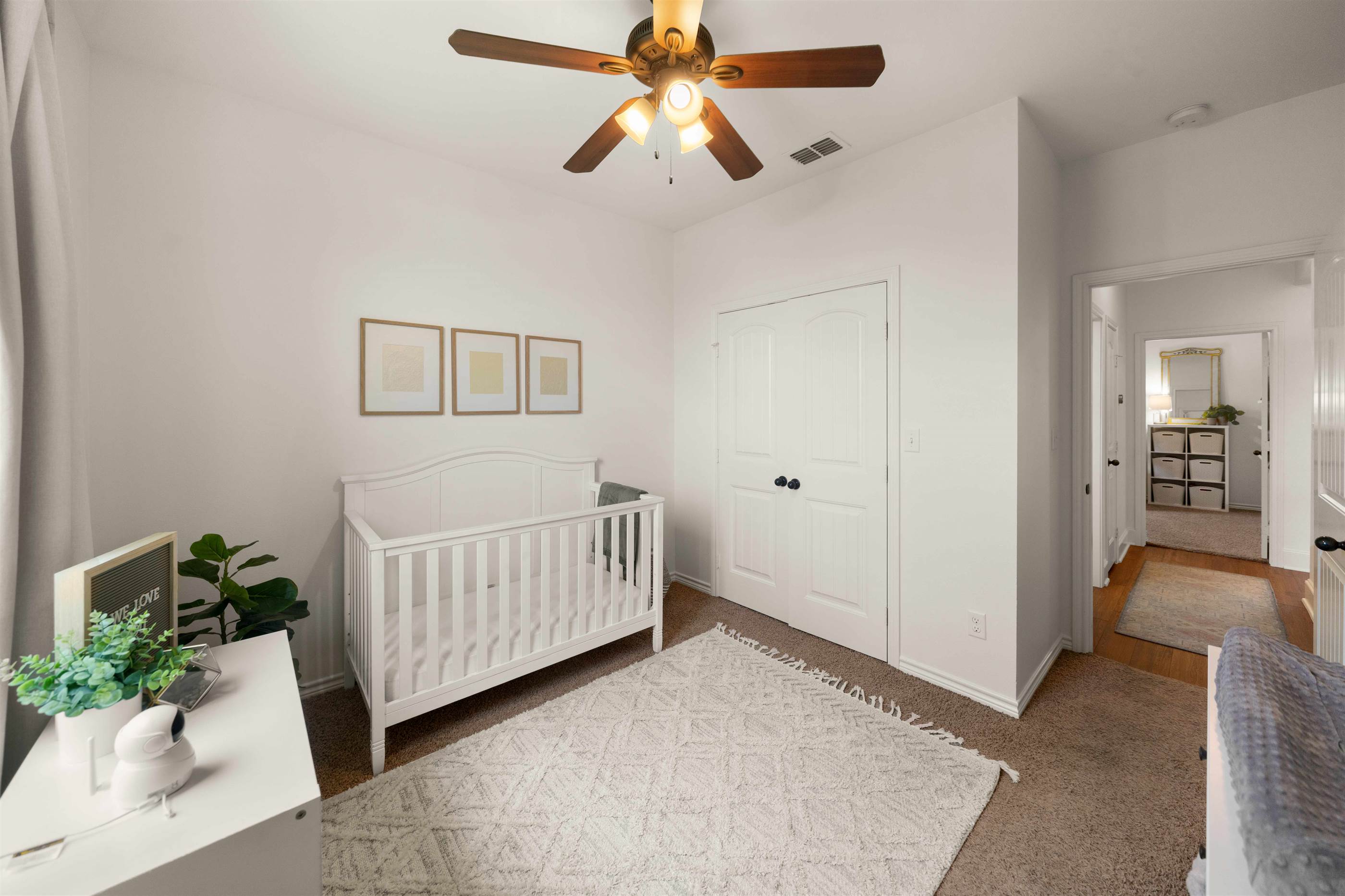 409 Harrell Dr., Chandler, TX 75758