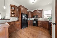 409 Harrell Dr., Chandler, TX 75758