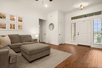 409 Harrell Dr., Chandler, TX 75758