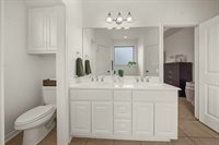 409 Harrell Dr., Chandler, TX 75758