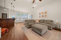 409 Harrell Dr., Chandler, TX 75758