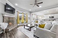 465 Omaha Ave., Tyler, TX 75704