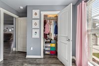 19889 Meadow West Ln, Flint, TX 75762