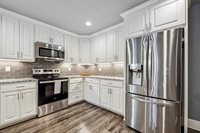 19889 Meadow West Ln, Flint, TX 75762