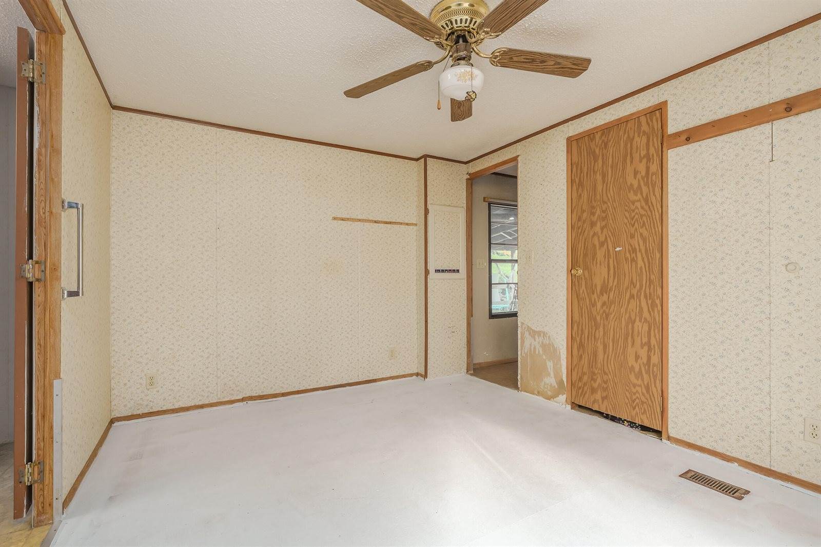 3180 51 1/2 Street, Grand Junction, MI 49056