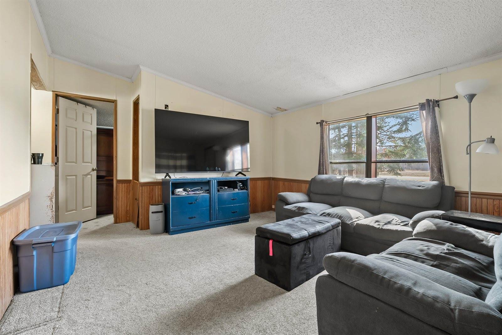 32274 20th Avenue, Gobles, MI 49055