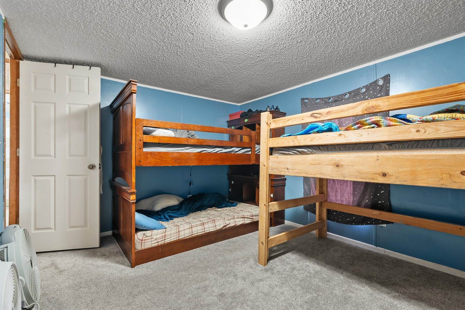 32274 20th Avenue, Gobles, MI 49055