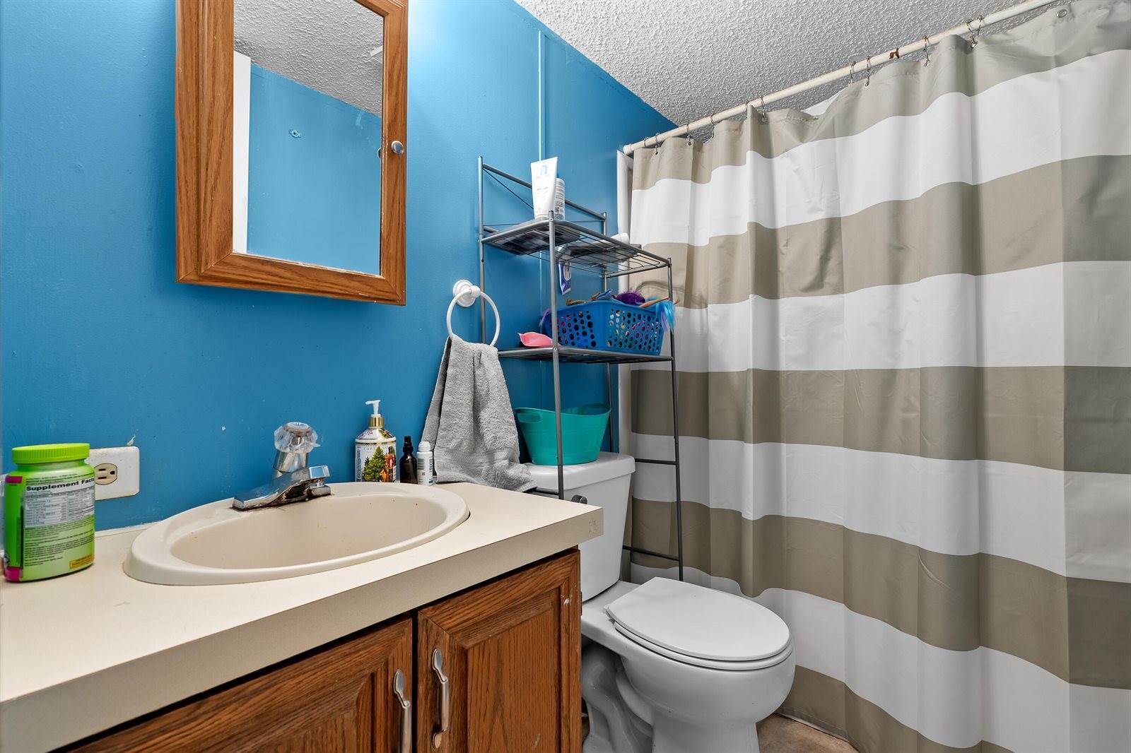 32274 20th Avenue, Gobles, MI 49055