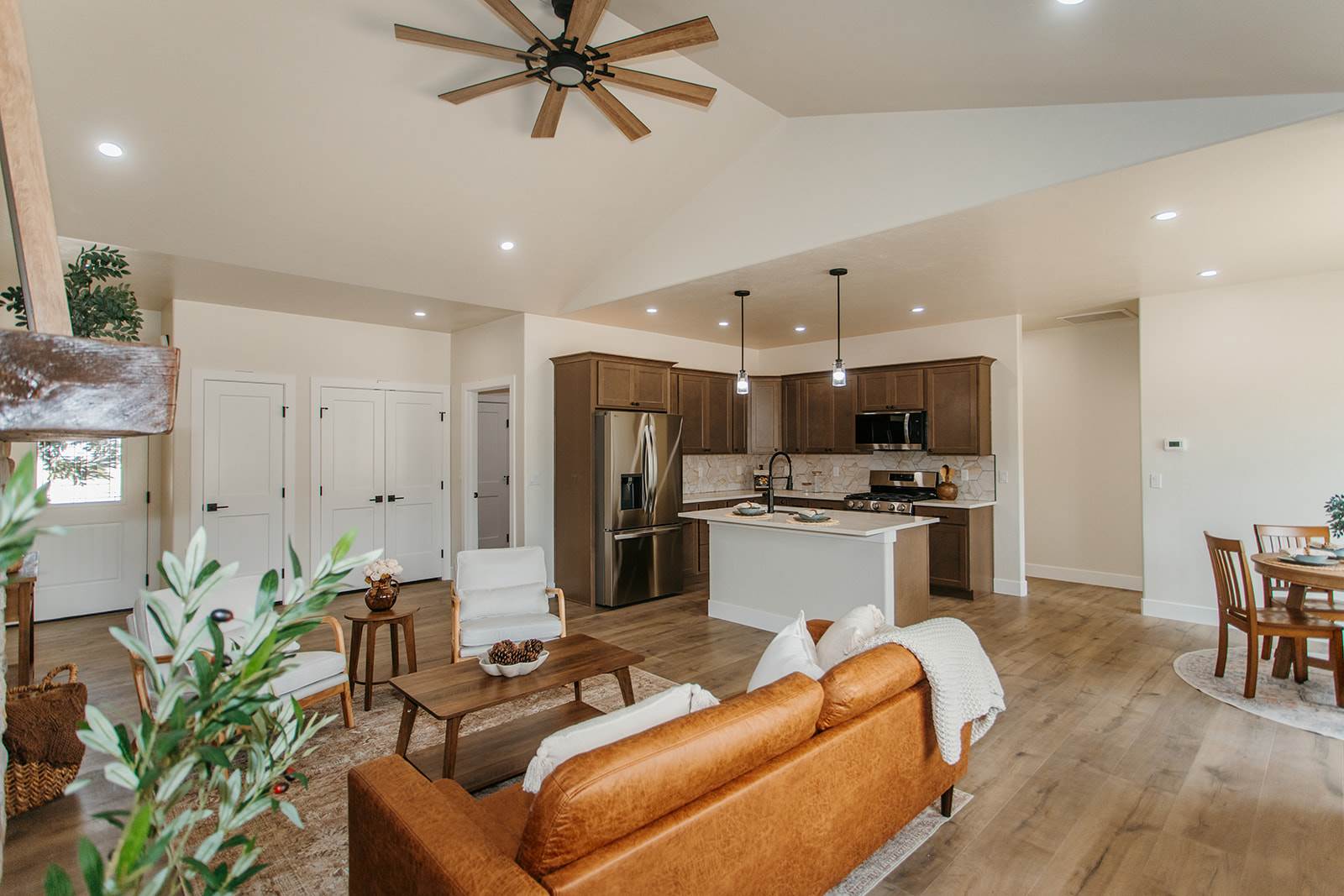 1606 Blue Creek Avenue, Montrose, CO 81401