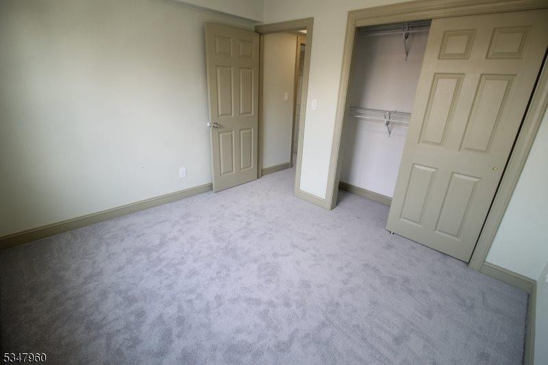 113 Stratford Pl, Bridgewater Township, NJ 08805