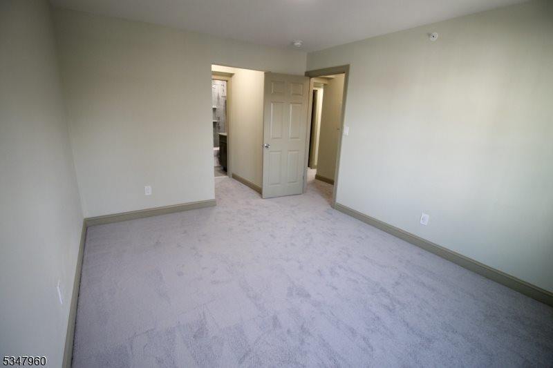 113 Stratford Pl, Bridgewater Township, NJ 08805