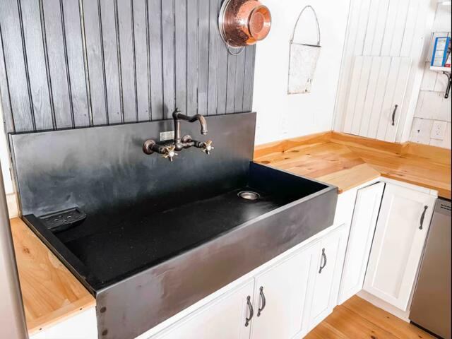 78 Park Street, Dover-Foxcroft, ME 04426