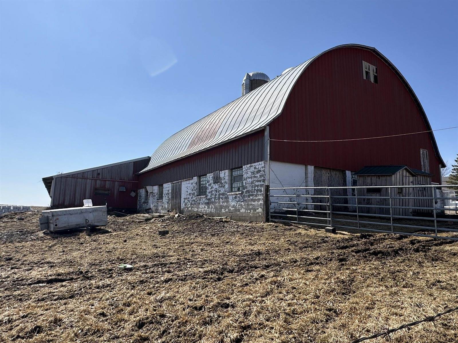 E8923 Peaceful Valley Rd, Cashton, WI 54619