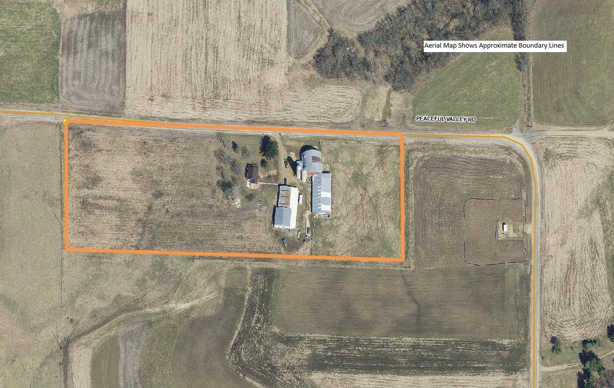 E8923 Peaceful Valley Rd, Cashton, WI 54619