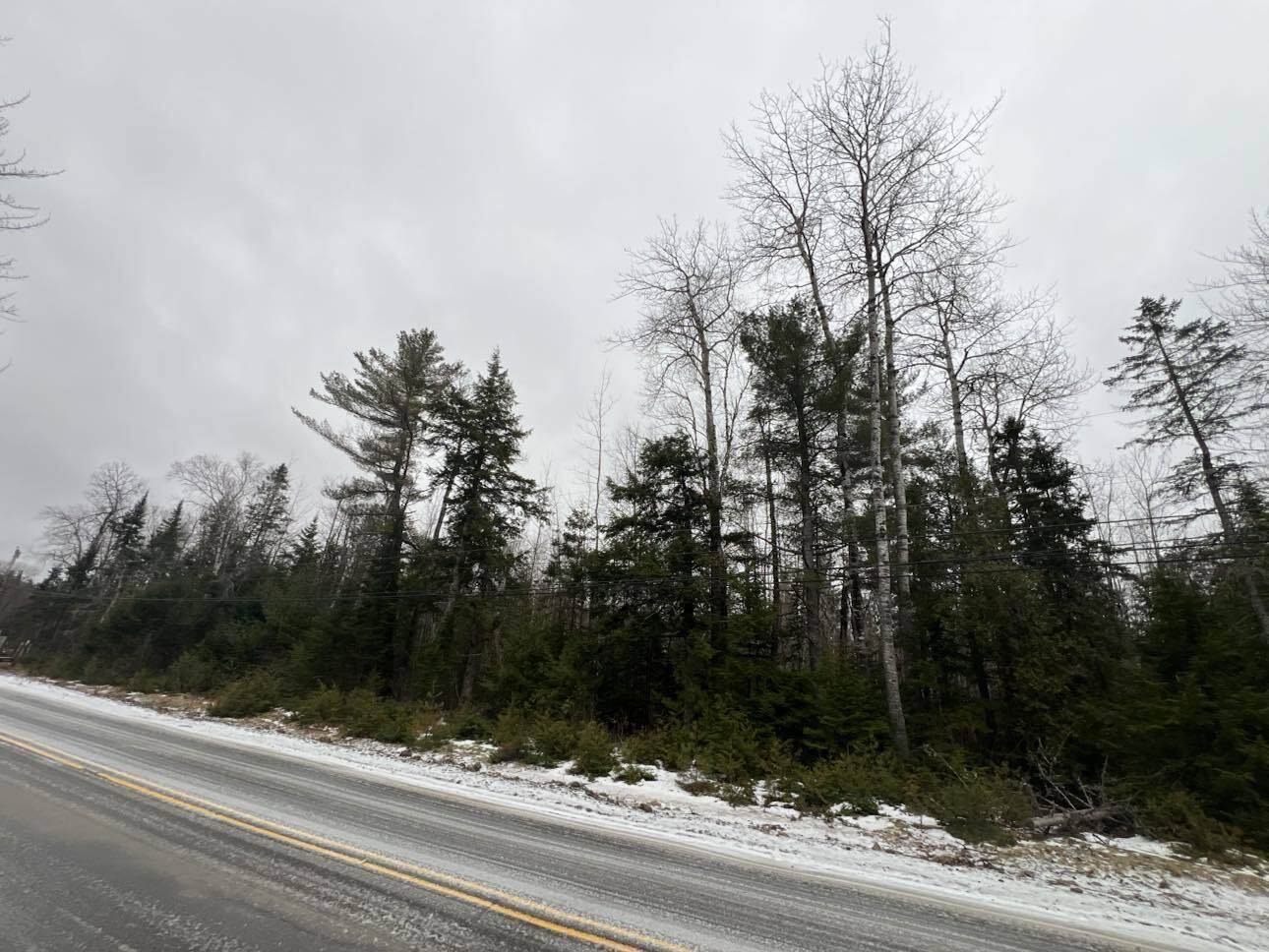 6-17 Old Town Road, Hudson, ME 04449