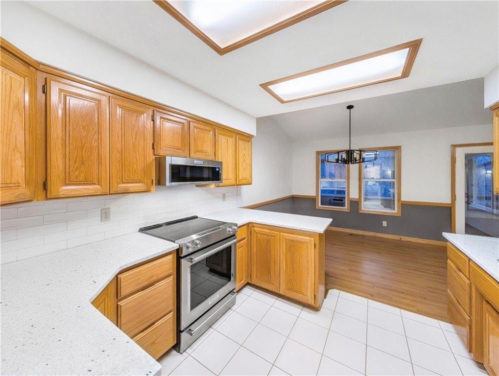 19 Lockerbie Drive, Bella Vista, AR 72715