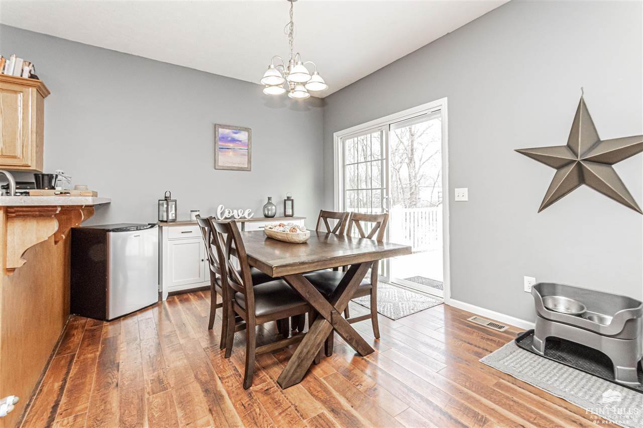 1337 Overbrooke Drive, Junction City, KS 66441